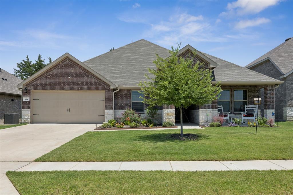 204 Ashbrook Drive Property Photo 1