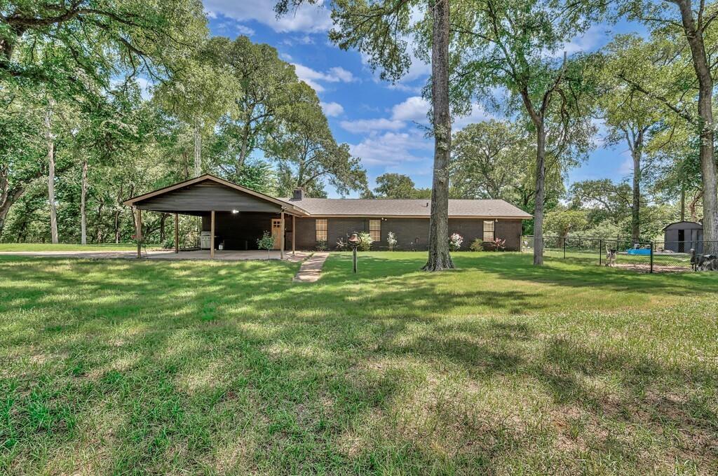 232 Pr 3666 Property Photo 1
