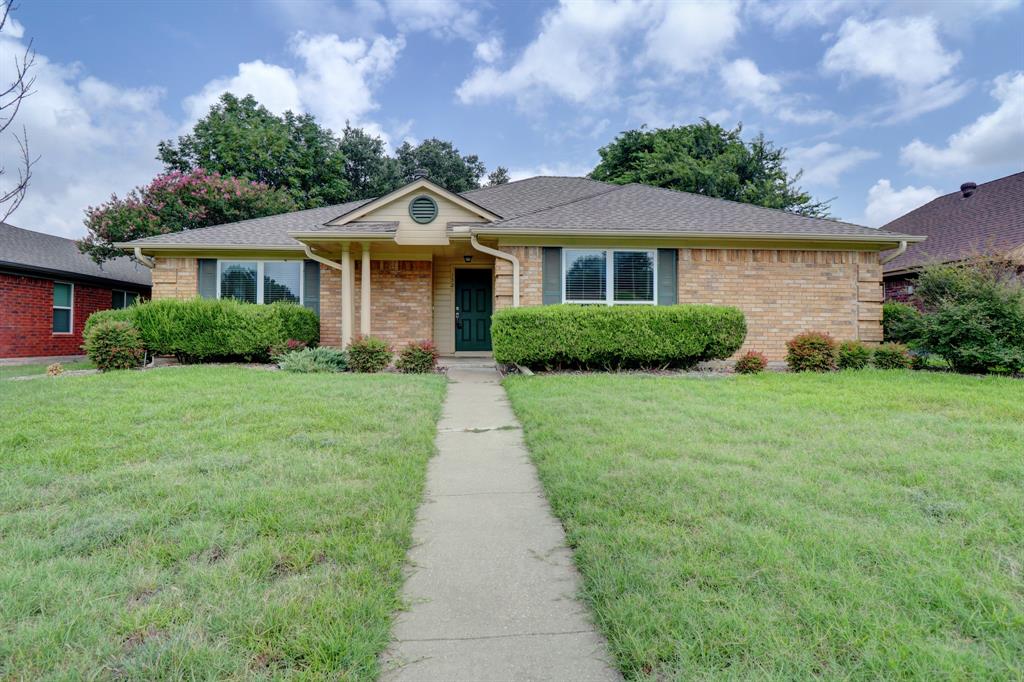 1321 Clover Drive Property Photo 1