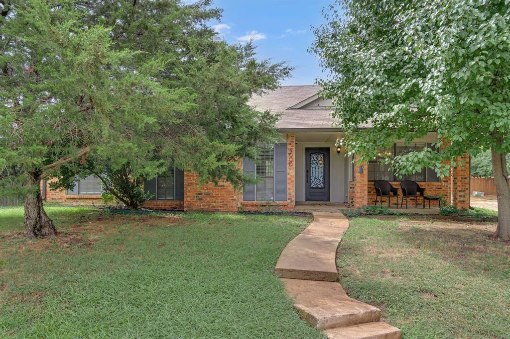 4000 Abbey Lane Property Photo 1