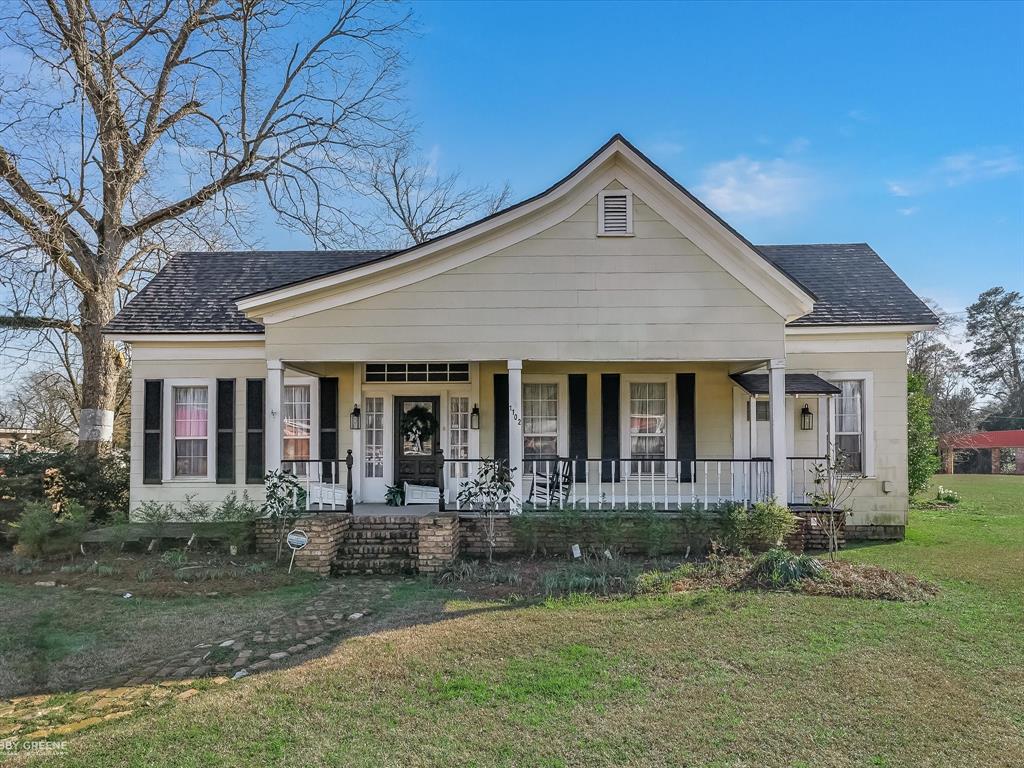 1102 Shreveport Road Property Photo 1