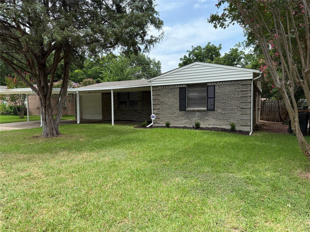 4828 Harper Drive Property Photo 1