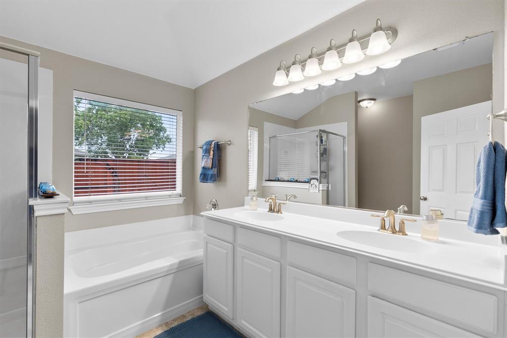 3002 Eastwood Drive Property Photo 17