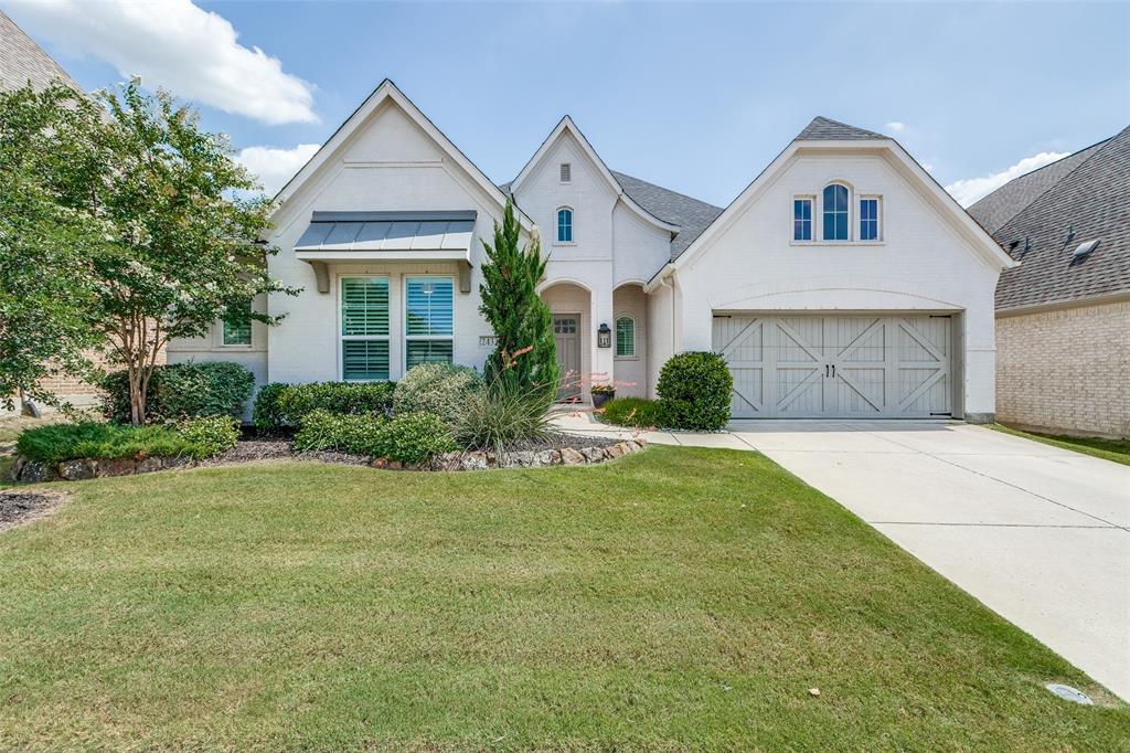 2433 Eclipse Place Property Photo 1