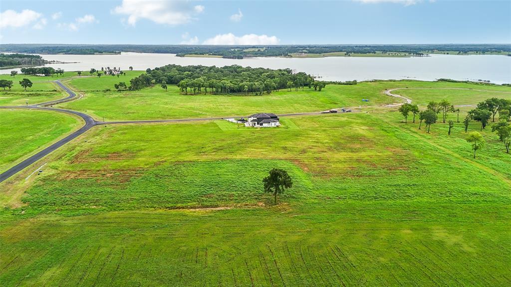 500 Shores Drive Property Photo 1