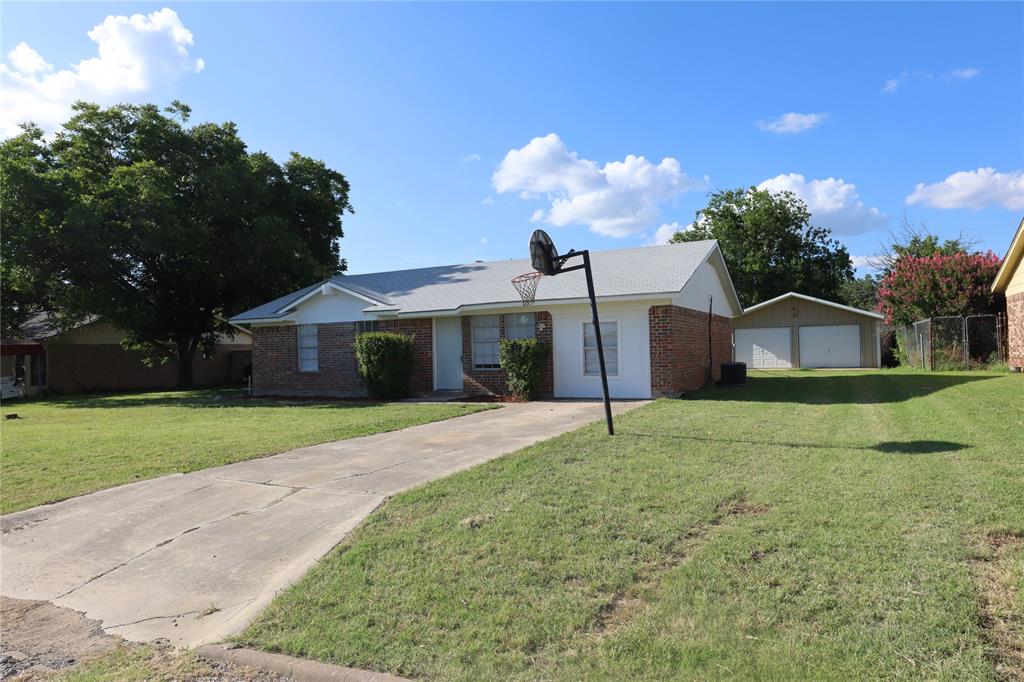 1223 Meadowbrook Street Property Photo 1