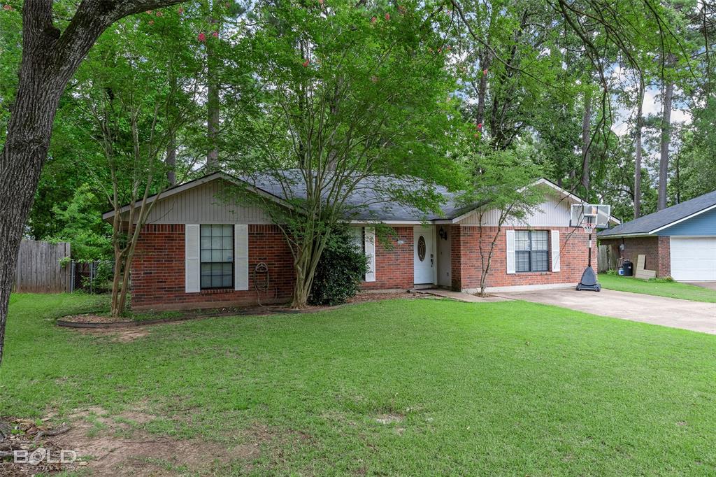 3410 Woodvine Circle Property Photo 2