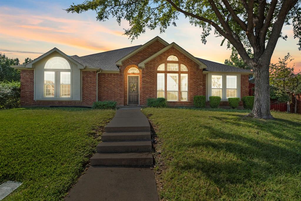 2300 Creekview Property Photo 1