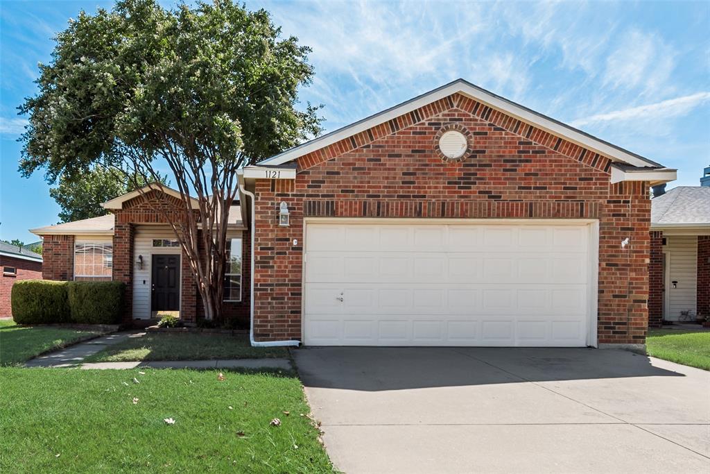 1121 Wabash Court Property Photo 1