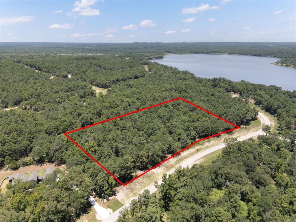 3289 Shadow Pine Drive Property Photo 1