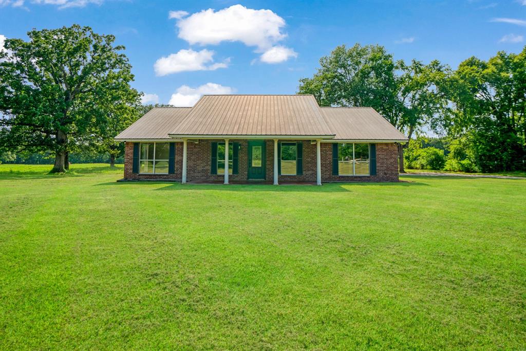 1234 County Road 1436 Property Photo 1