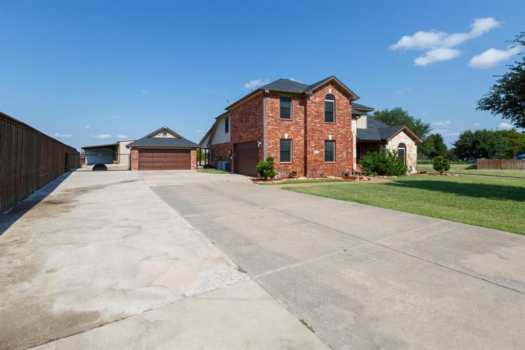 1088 Harvest Hill Circle Property Photo 1