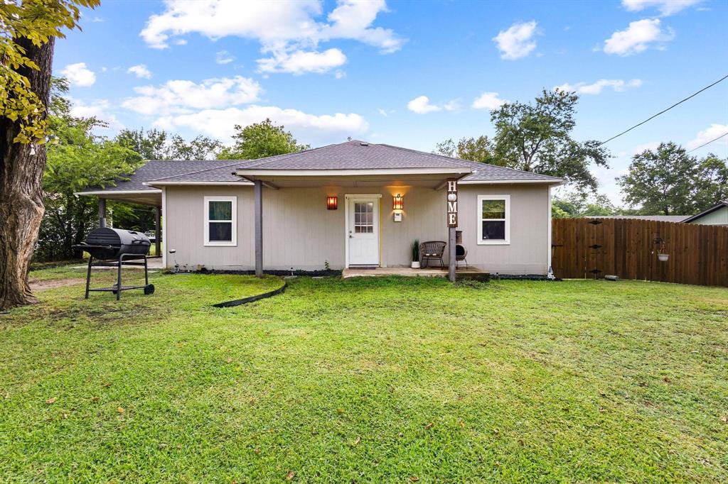 221 Braz Street Property Photo 1