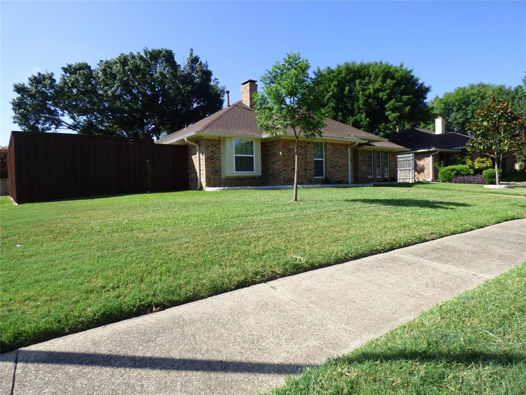 1920 Arbor Creek Drive Property Photo 1