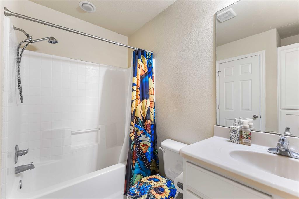 1915 S 15th Street Property Photo 14
