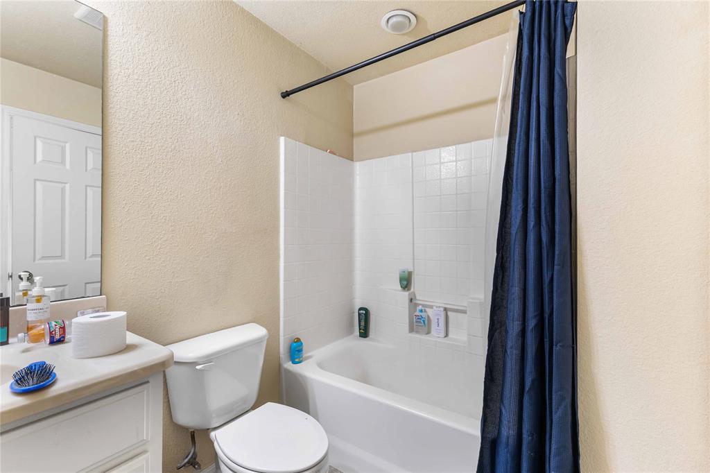 1915 S 15th Street Property Photo 24
