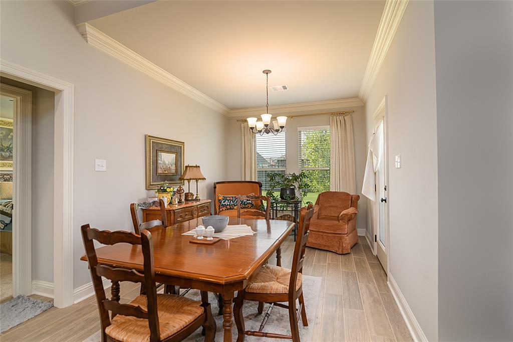 213 Beechcraft Way Property Photo 7