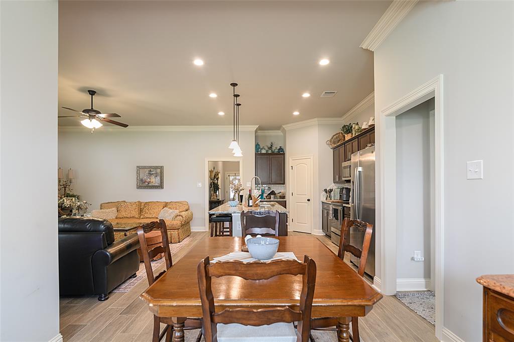 213 Beechcraft Way Property Photo 8