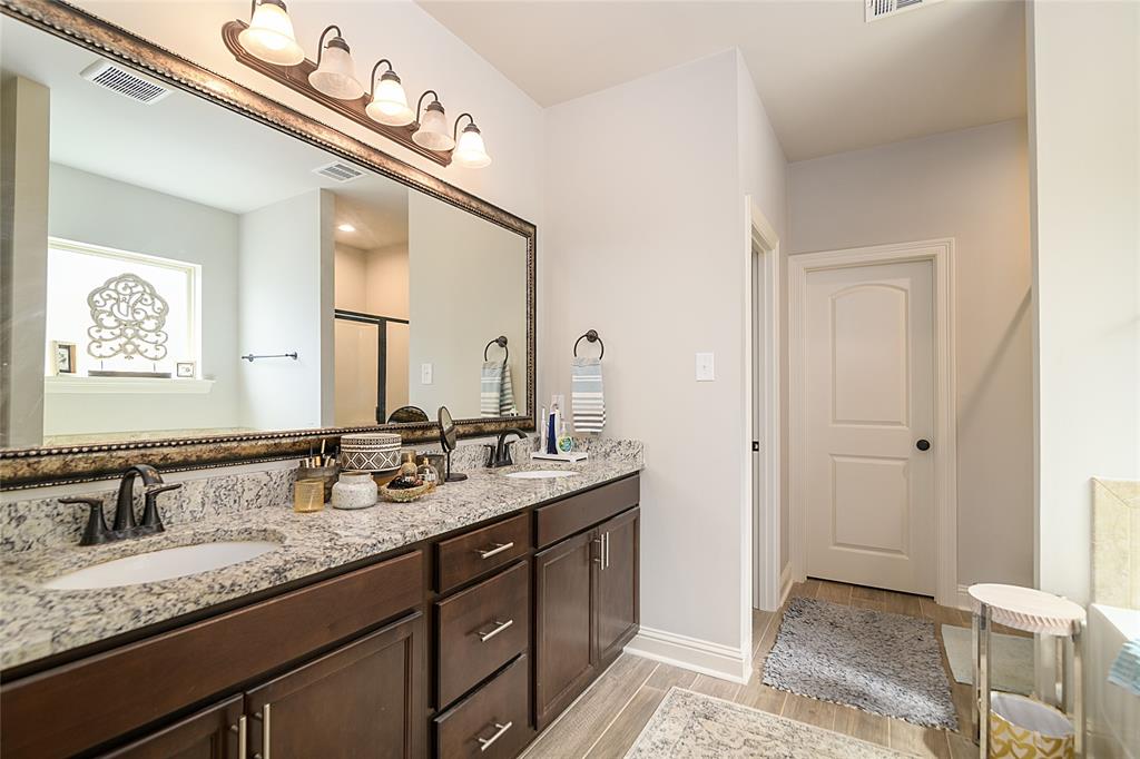 213 Beechcraft Way Property Photo 10
