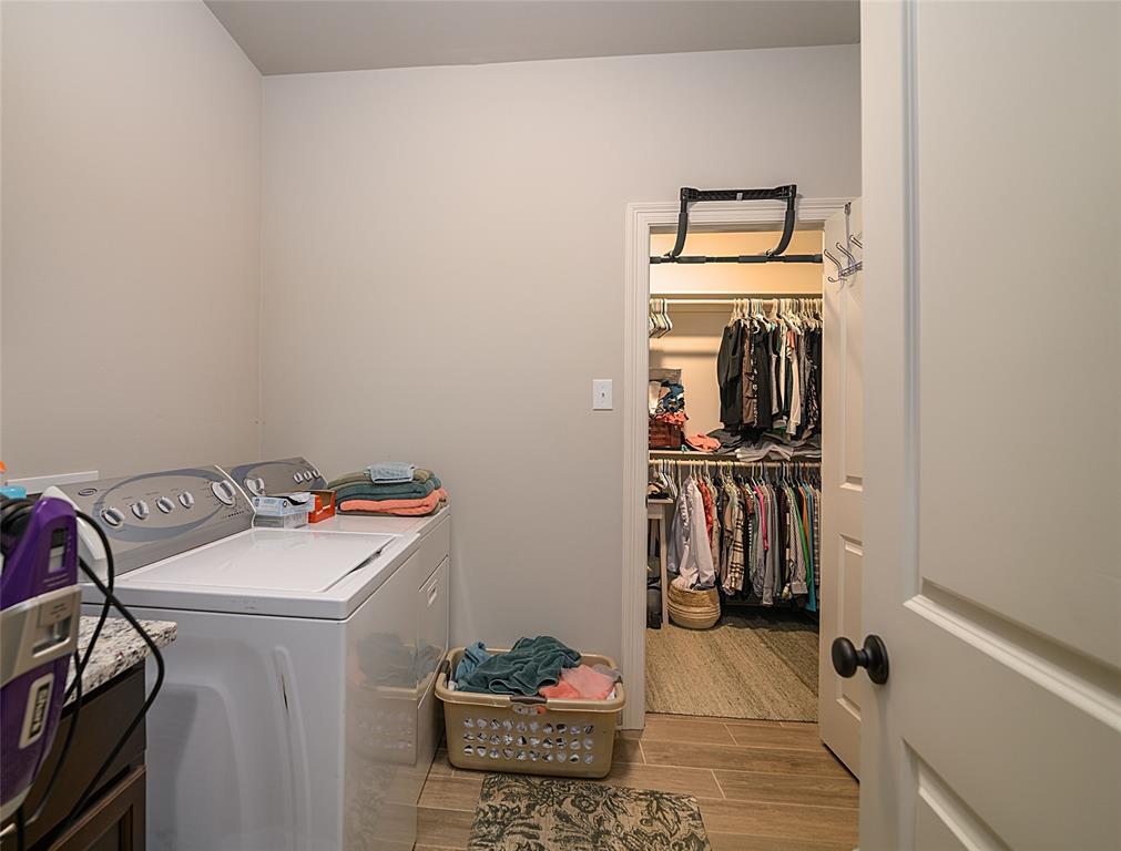 213 Beechcraft Way Property Photo 15