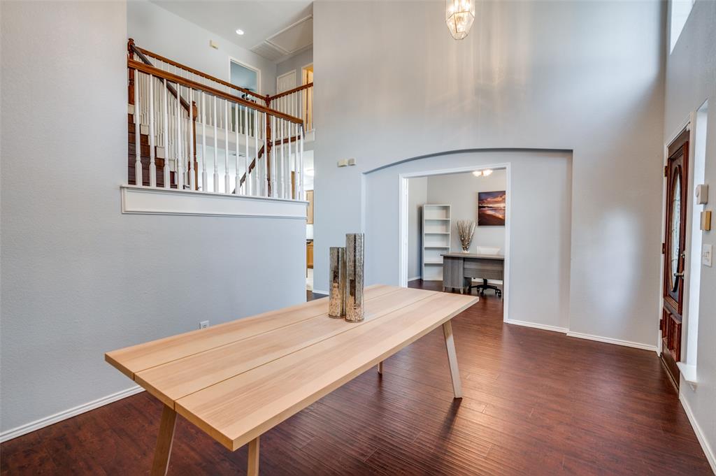 5533 Haun Drive Property Photo 9