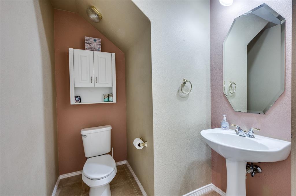 5533 Haun Drive Property Photo 11