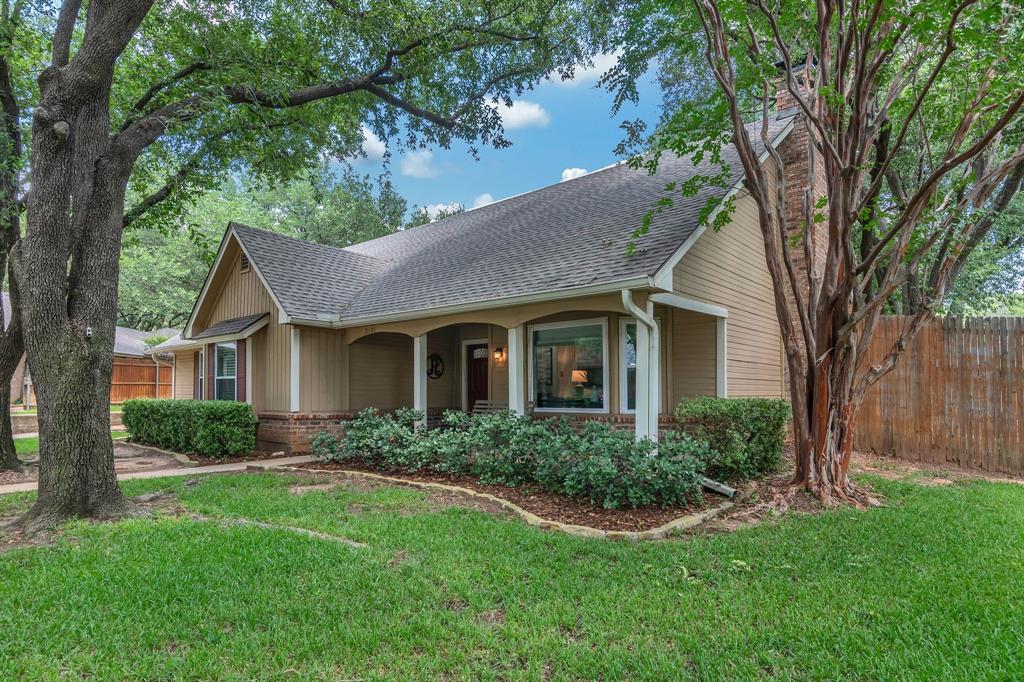 2101 Riverforest Court Property Photo 1