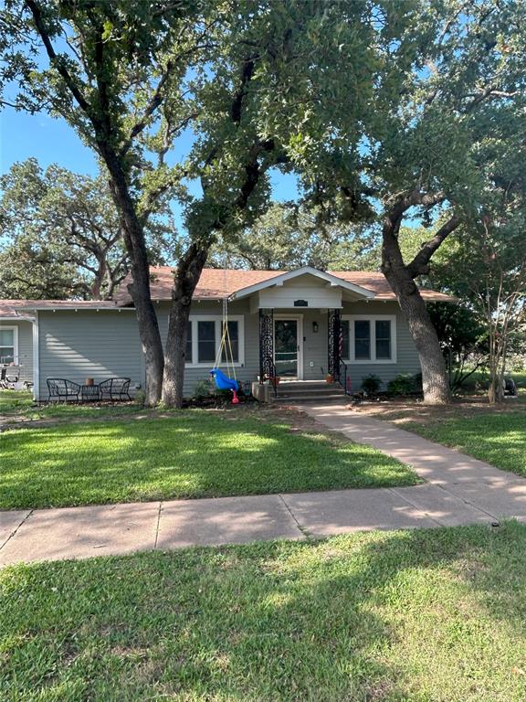 405 E Pershing Street Property Photo 1