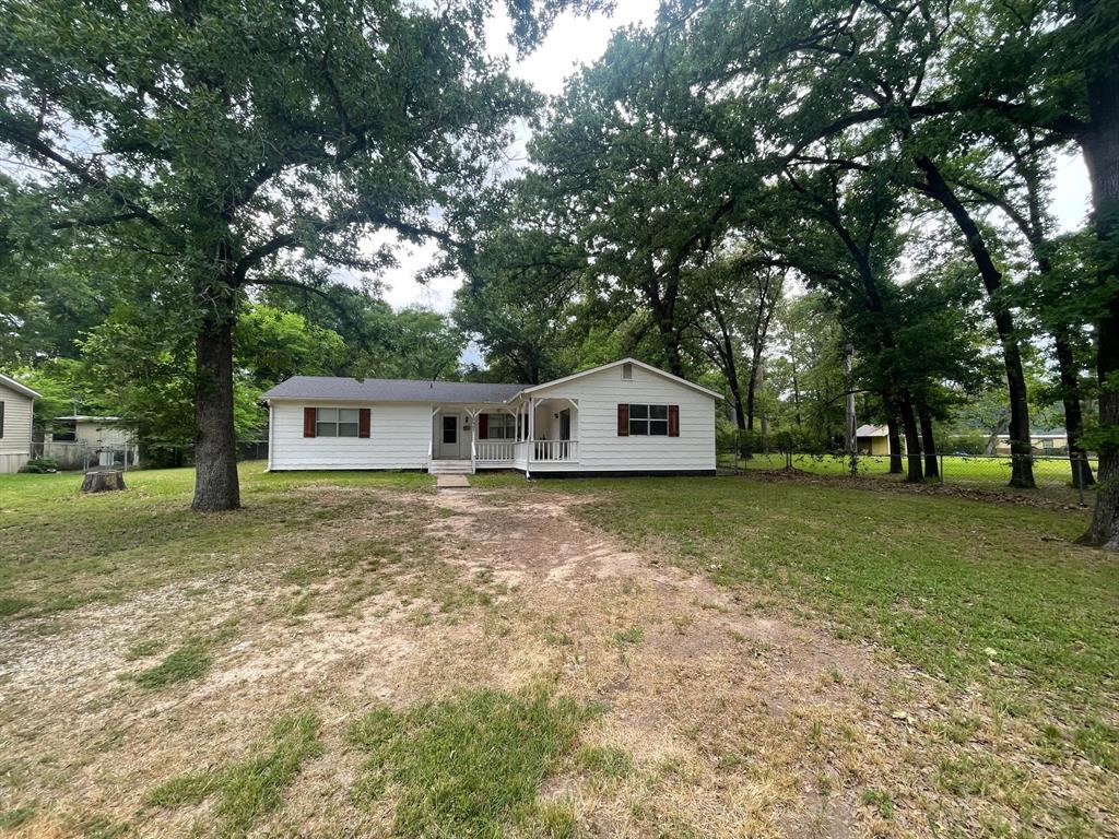 20957 Lee Lane Property Photo 1