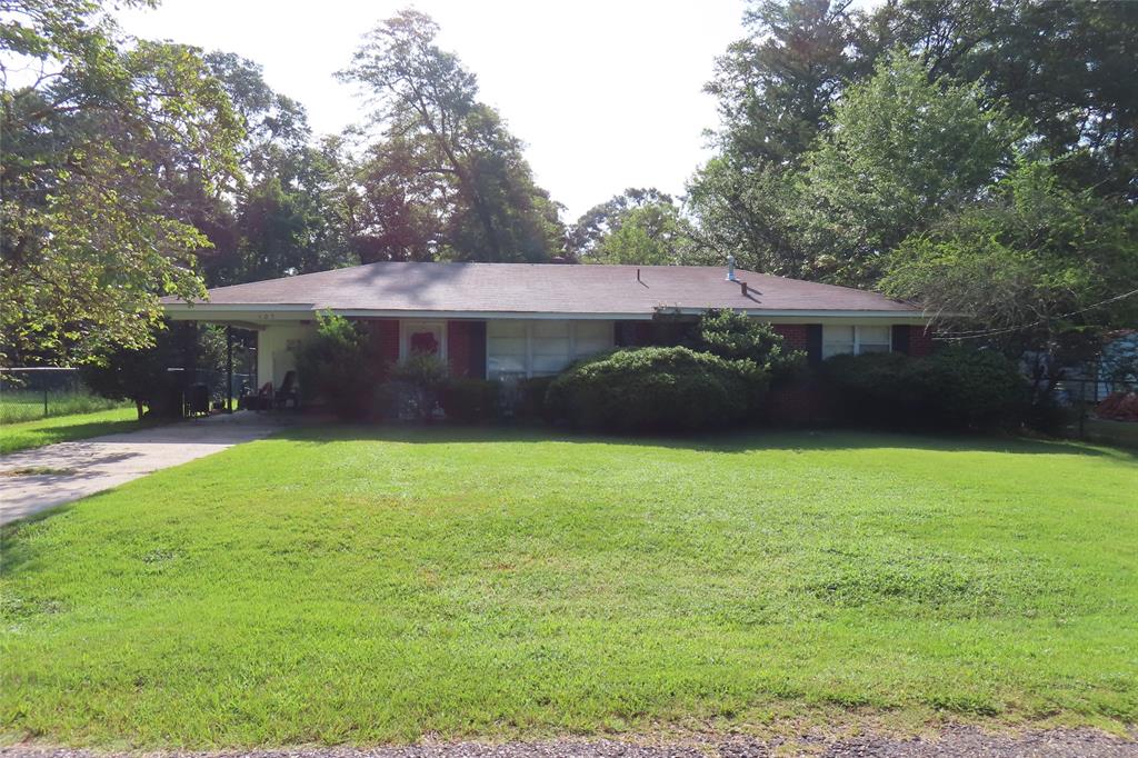 407 8th Street Property Photo 1