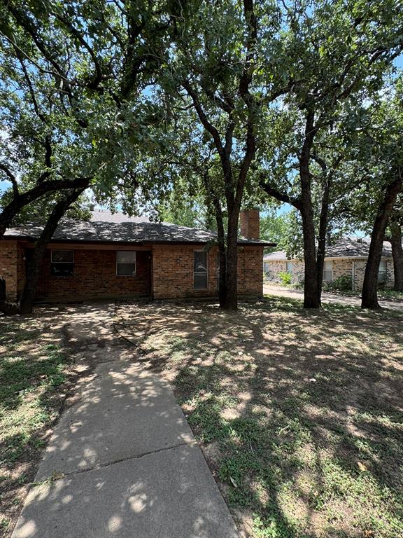 7004 Lincoln Drive Property Photo 1
