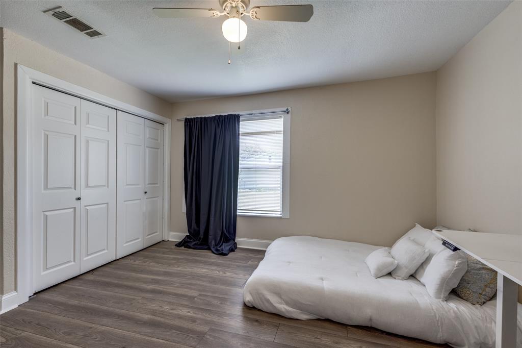 408 W Heron Street Property Photo 16