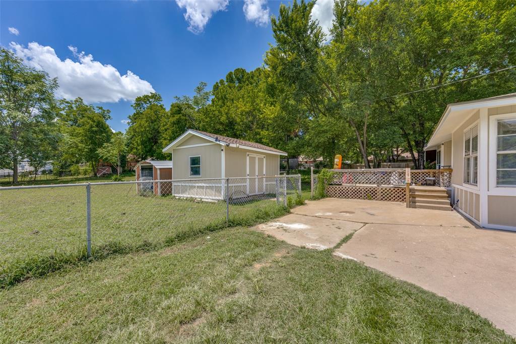 408 W Heron Street Property Photo 24
