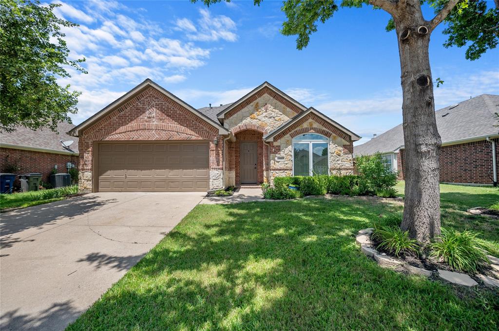 2413 Deerwood Drive Property Photo 1