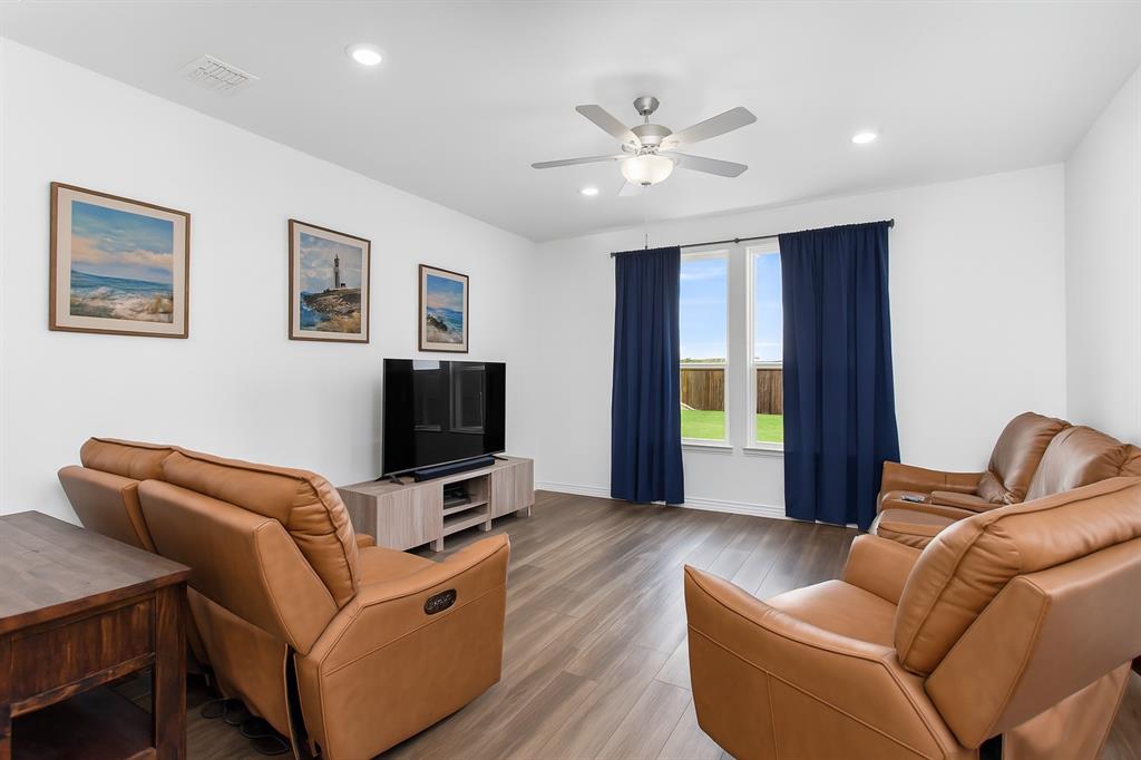 1005 Elijah Drive Property Photo 9