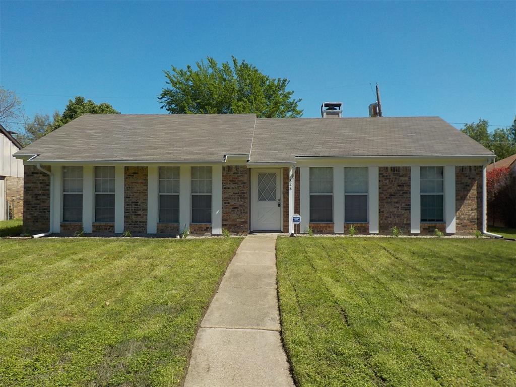 828 Woodrock Drive