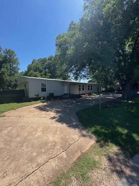 425 N 3rd Street Property Photo 1