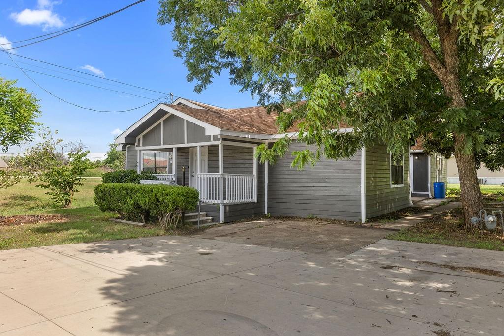 1901 E Harrison Street Property Photo 1