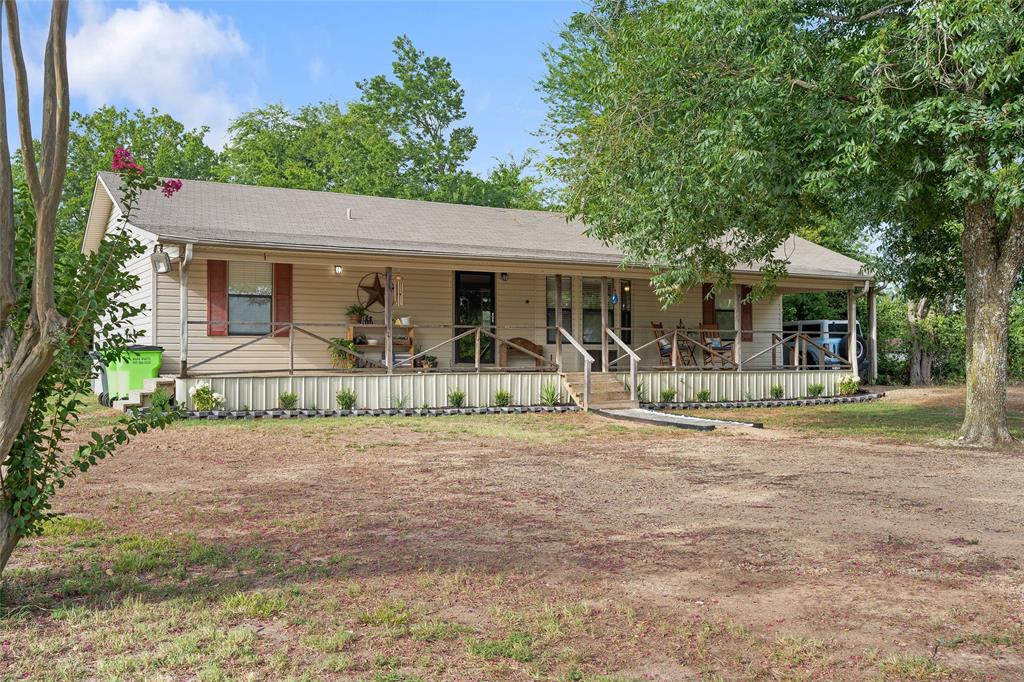 15197 Farm Road 71 Property Photo 1
