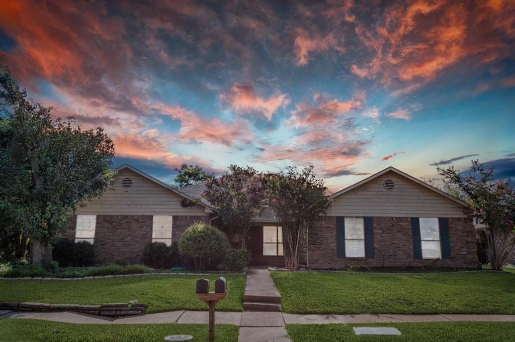18834 Tupelo Lane Property Photo 1