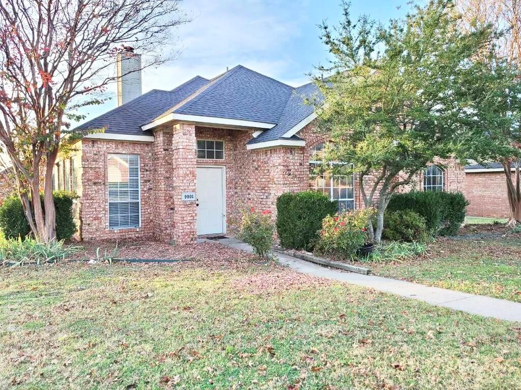 9901 Dixon Court Property Photo 1