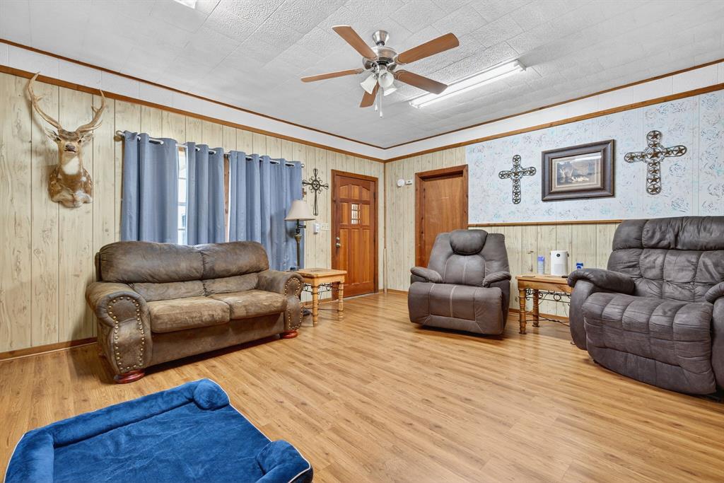 8 Sw Poteet Road Property Photo 27