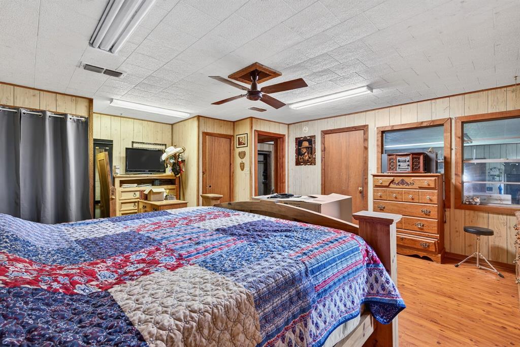8 Sw Poteet Road Property Photo 32