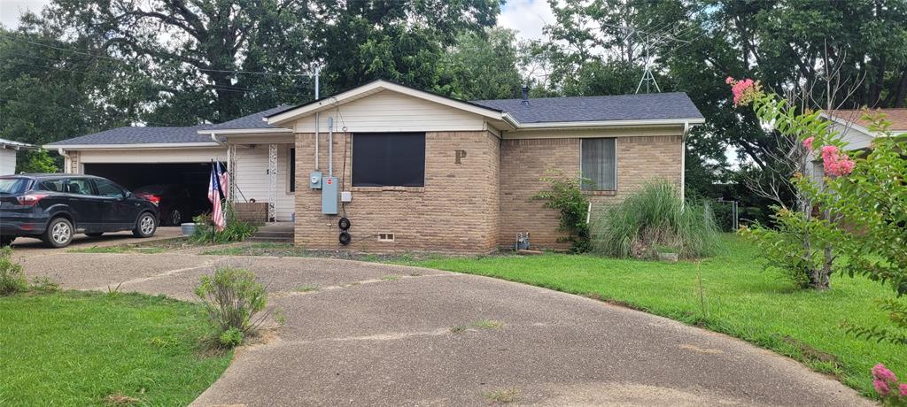 410 Oak Street Property Photo 1