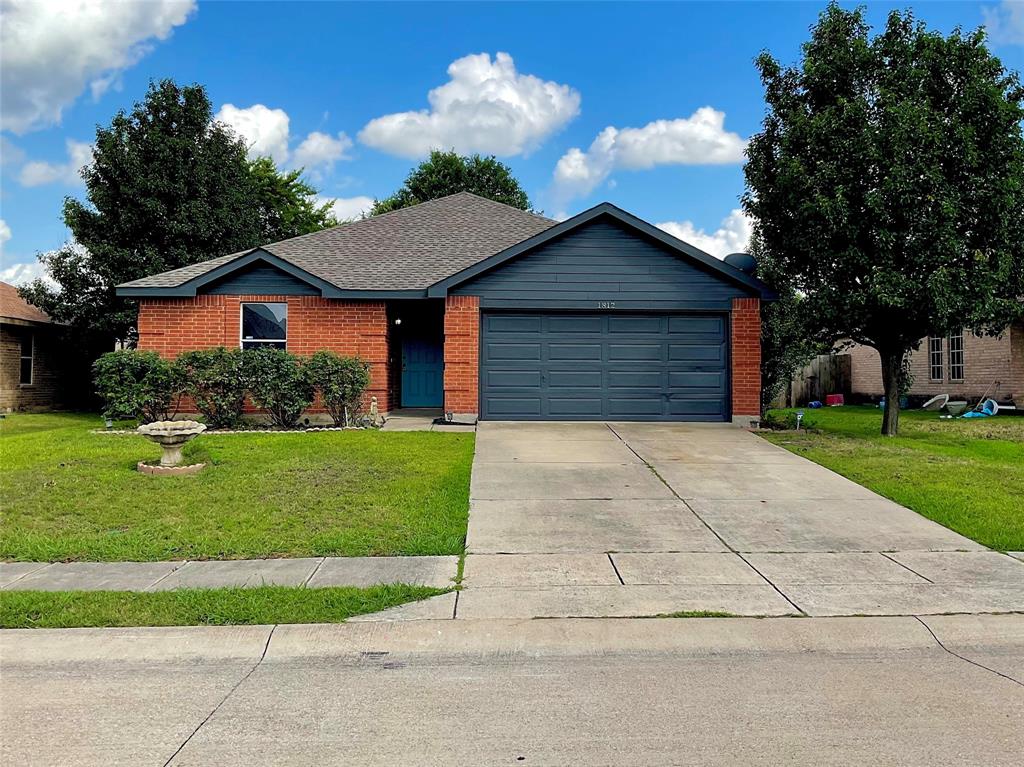 1812 Ridgecrest Drive Property Photo 1