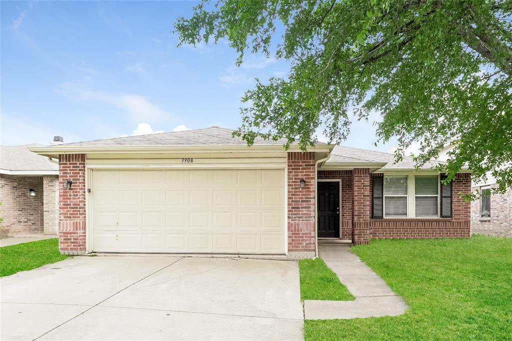 3908 Foxhound Lane Property Photo 1