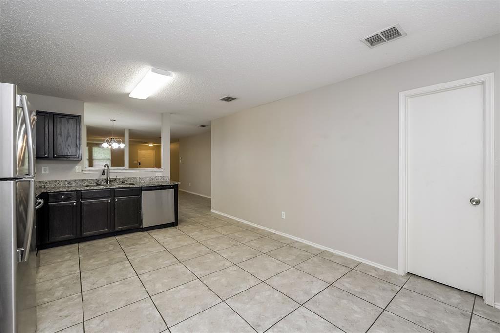 3908 Foxhound Lane Property Photo 5