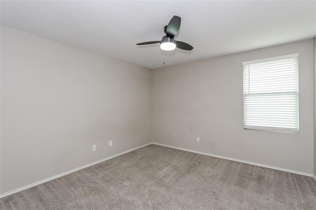 3908 Foxhound Lane Property Photo 9