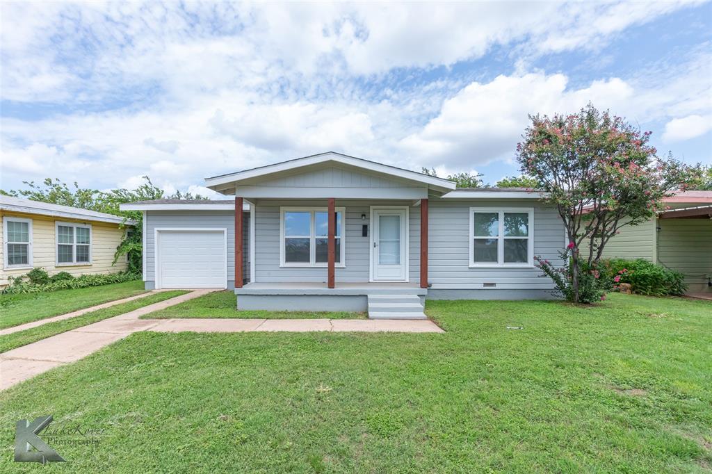 1041 S Crockett Drive Property Photo 1