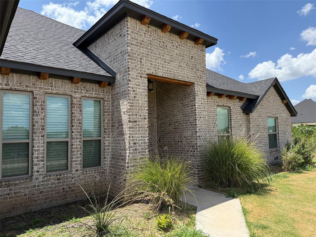 3004 Greg Allen Drive Property Photo 1